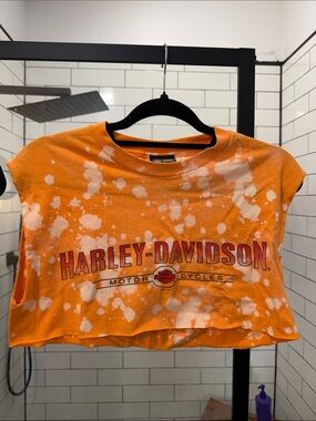 Harley-Davidson Orange Bleach-Splatter super Cropped Tee